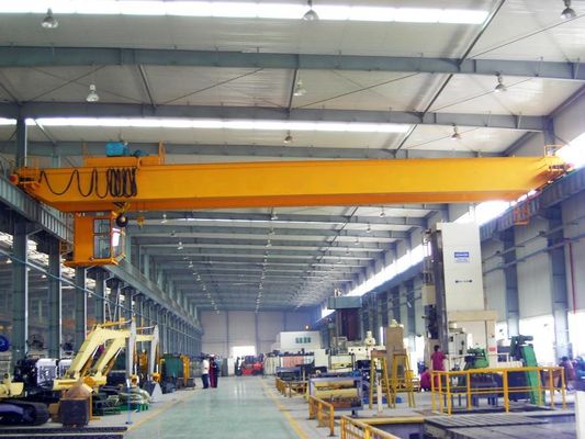 रिमोट कंट्रोल Q235B डबल गर्डर ओवरहेड क्रेन 7.5-35m स्पैन