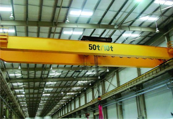 इलेक्ट्रिक लहरा 380V 50hz 3P के साथ ओवरहेड ट्रैवलिंग क्रेन में 5t ~ 500t फैक्टरी