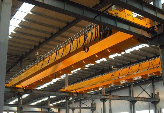 इलेक्ट्रिक लहरा 380V 50hz 3P के साथ ओवरहेड ट्रैवलिंग क्रेन में 5t ~ 500t फैक्टरी