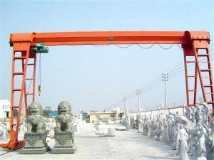300t MH टाइप सिंगल गर्डर गैन्ट्री क्रेन ट्रस्ड टाइप तक फिक्स्ड