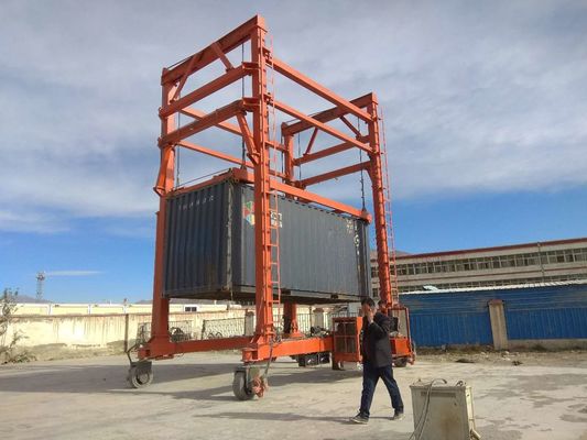 गोदामों के लिए पोर्टेबल मोबाइल RTG RMG कंटेनर गैन्ट्री क्रेन 40T