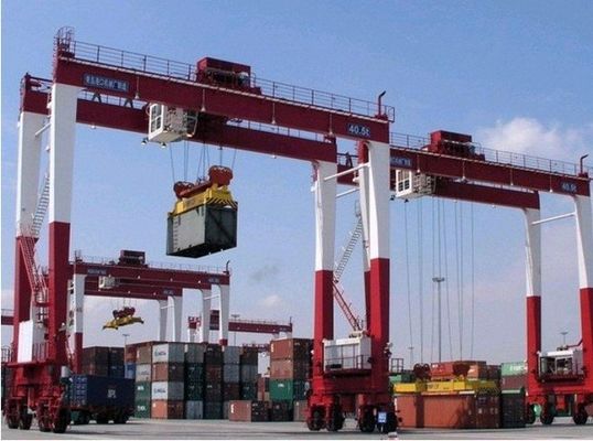 40t RTG रबर टायर्ड गैन्ट्री क्रेन क्वायसाइड कंटेनर गैन्ट्री क्रेन