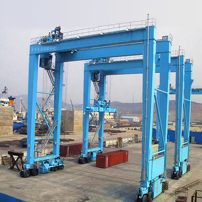 RTG कंटेनर पोर्टल क्रेन स्ट्रैडल कैरियर हाइड्रोलिक 6-30m लिफ्टिंग